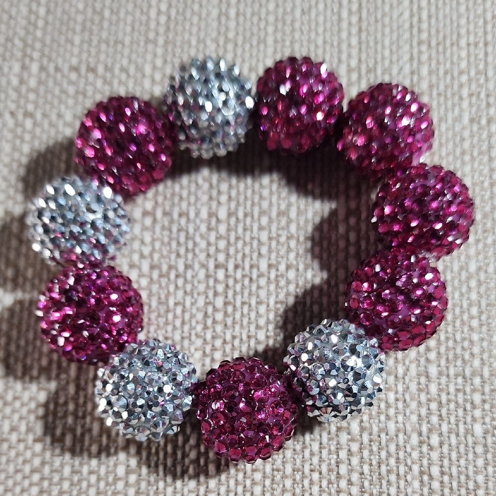 Elegant Pink and Silver Beaded Bracelet